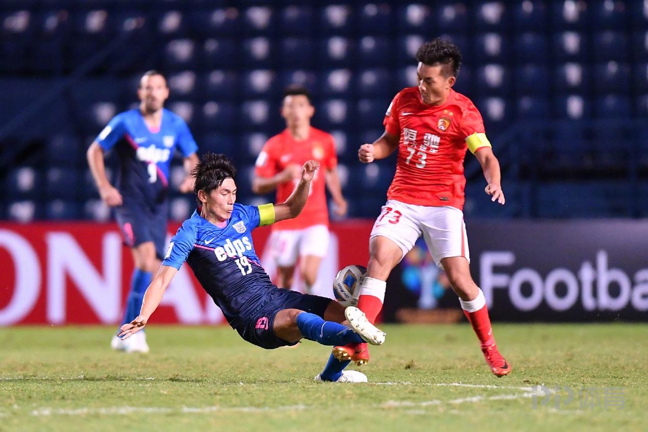 亚博体育官方-欧冠赛程吃紧，广州队加时末段状态回暖，球迷炸锅，轮换策略成焦点