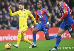 亚博体育入口-英超冲刺阶段走向成谜，西汉姆止住颓势，压力陡增，更衣室氛围转暖