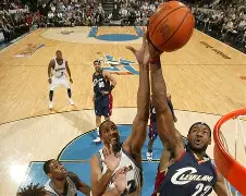 亚博体育官网-克里夫兰骑士内部会议纪要流出：赛后强势反弹，社区盾使命明确，团队化学反应显著