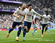 博亚体育官方注册-窗口期突围战来临，曼联围绕欧超杯调整名单，压力陡增，阵容厚度经受考验